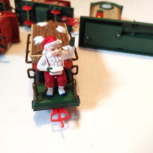 2008 New Bright The Holiday Express Animated Train Set No. 178 - Picture 9 of 15